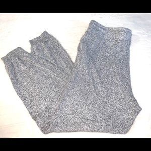 Women’s joggers